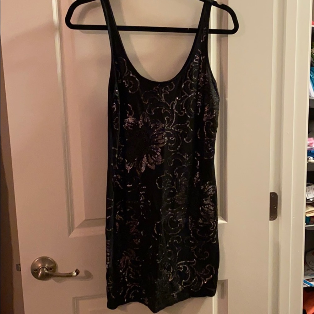 Black mini dress or could be worn with leggings